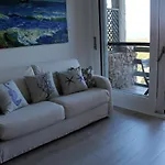 Aurora House Apartmán